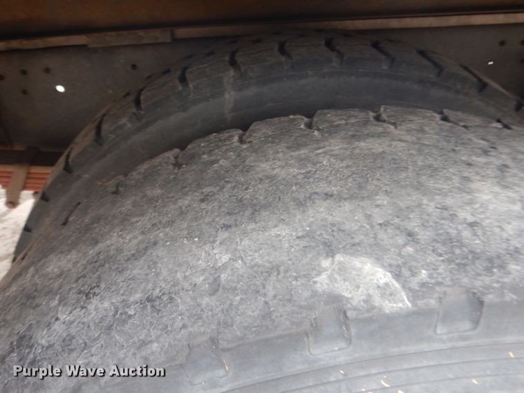 image for item HU9409 1997 Chevrolet C6500  box truck