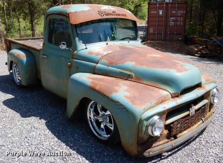 image for item IM9962 1954 International R112  pickup truck