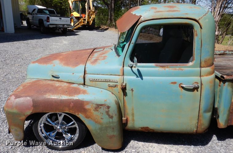 image for item IM9962 1954 International R112  pickup truck