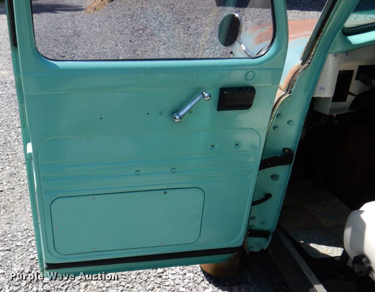 image for item IM9962 1954 International R112  pickup truck