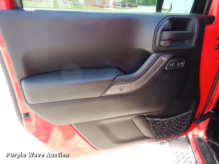 image for item IM9989 2014 Jeep Wrangler  SUV