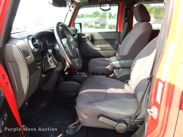 image for item IM9989 2014 Jeep Wrangler  SUV