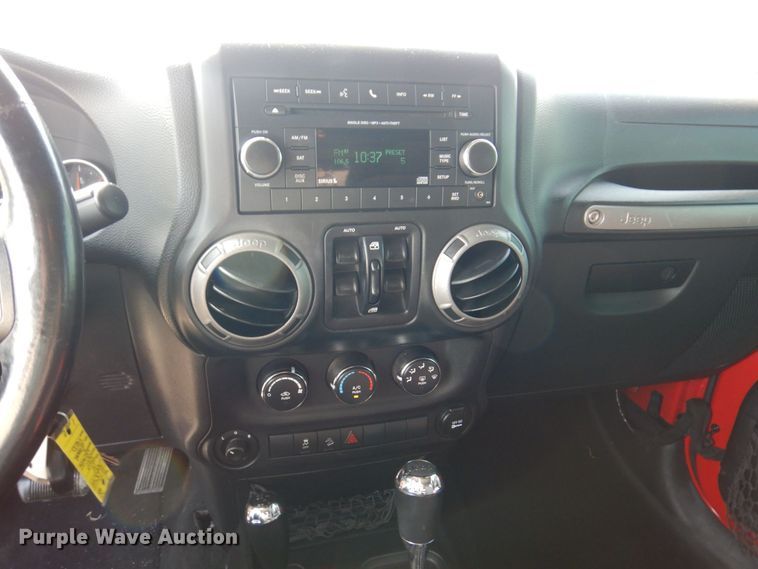 image for item IM9989 2014 Jeep Wrangler  SUV