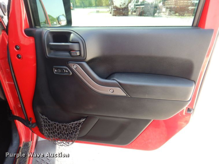 image for item IM9989 2014 Jeep Wrangler  SUV