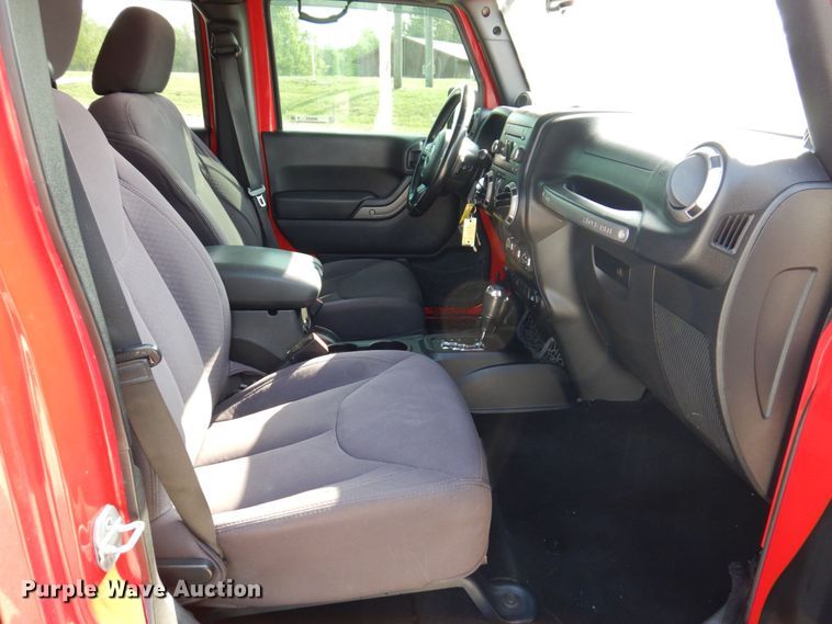 image for item IM9989 2014 Jeep Wrangler  SUV