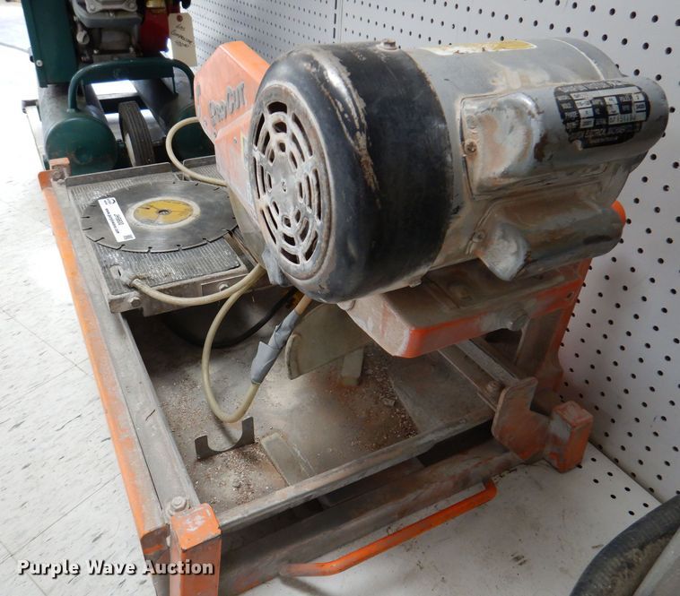 image for item JH9800 Pro-cut  tile saw