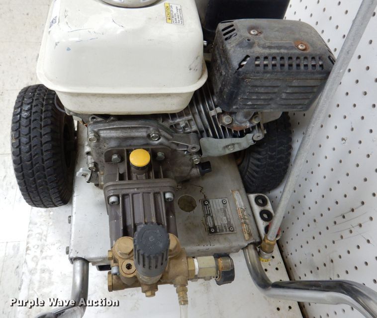 image for item JH9809 Simpson DDF1500CHS  pressure washer