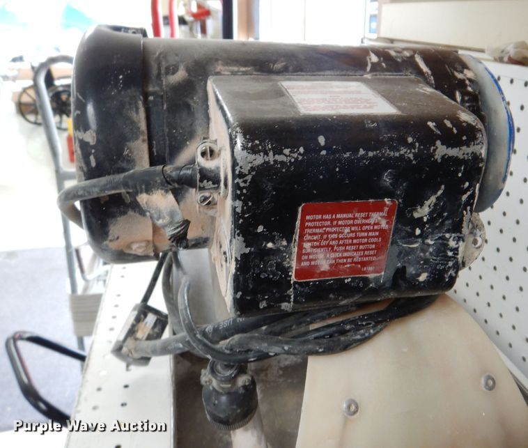 image for item JH9821 Flooring tools