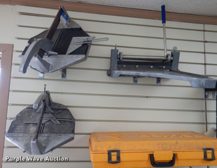 image for item JH9821 Flooring tools