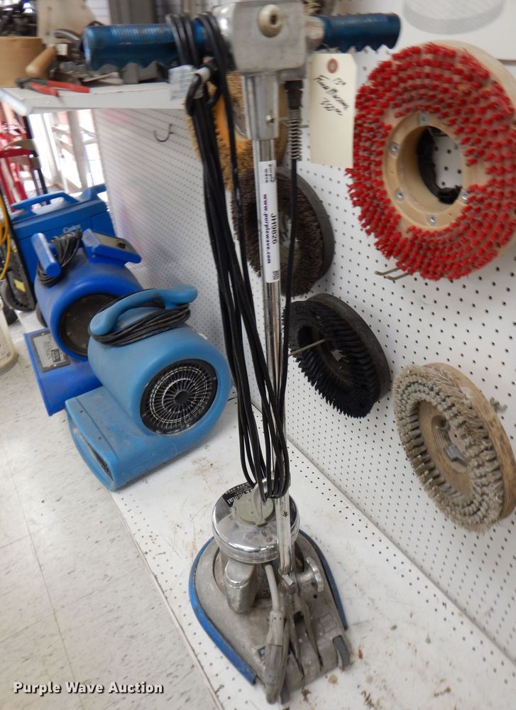 image for item JH9826 Pacific 37P04-3134-14  13" floor scrubber