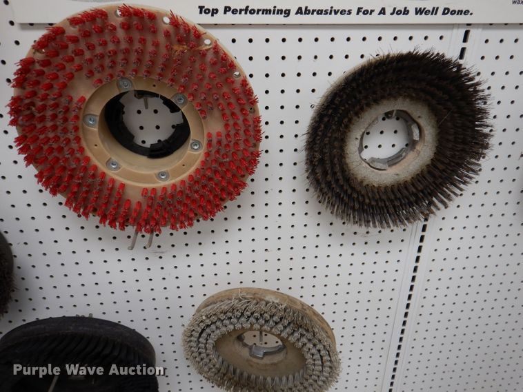 image for item JH9826 Pacific 37P04-3134-14  13" floor scrubber