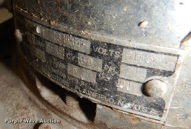 image for item JH9826 Pacific 37P04-3134-14  13" floor scrubber