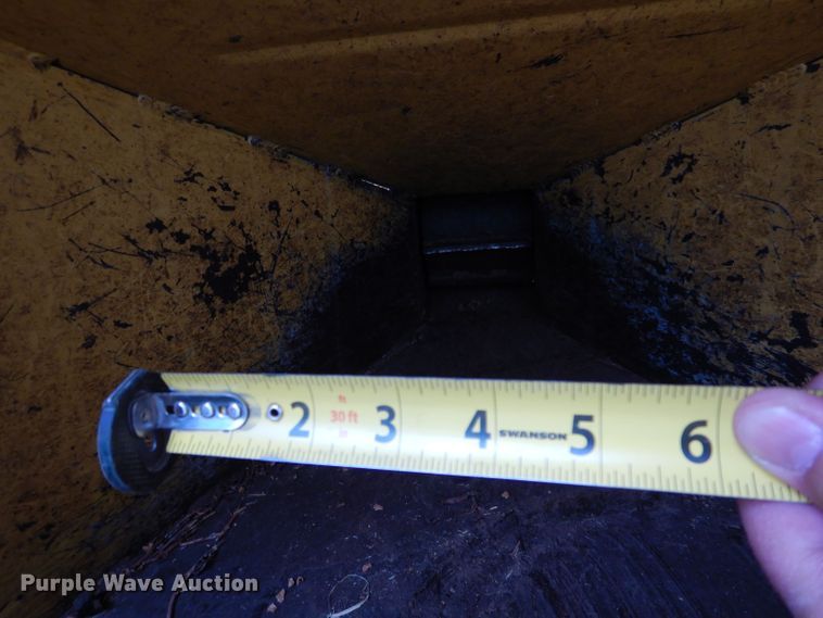 image for item JH9832 1997 Vermeer BC625  wood chipper