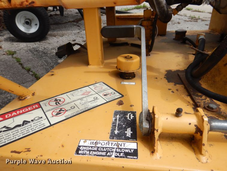 image for item JH9832 1997 Vermeer BC625  wood chipper