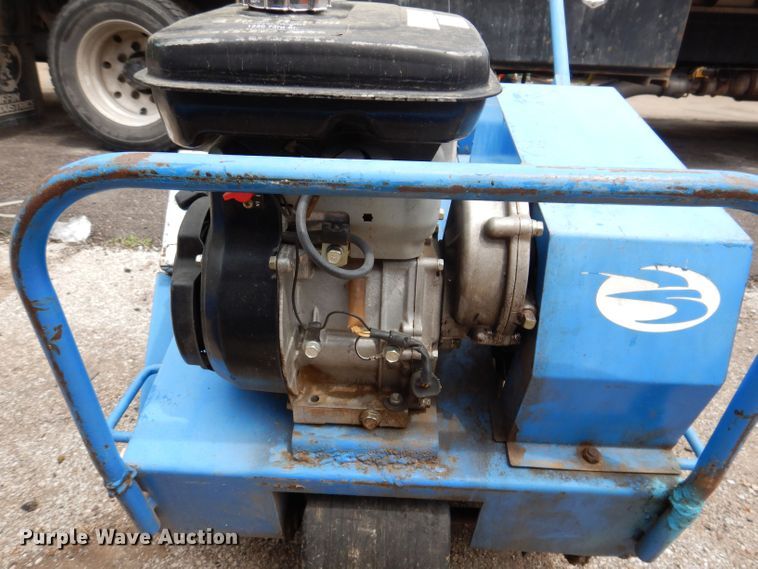 image for item JH9835 Blue Bird 530  aerator