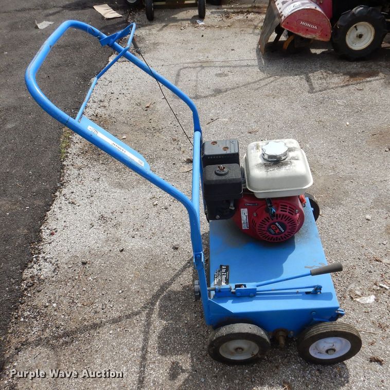 image for item JH9841 Power rake