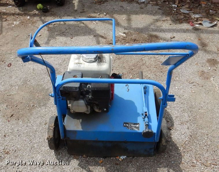 image for item JH9841 Power rake