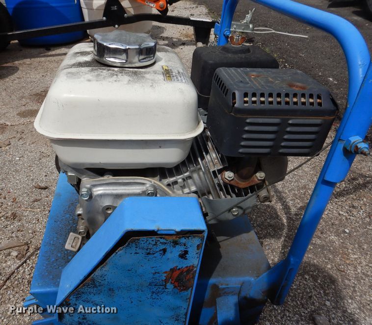 image for item JH9841 Power rake