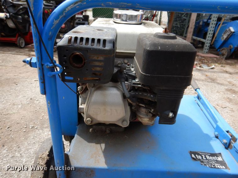 image for item JH9841 Power rake