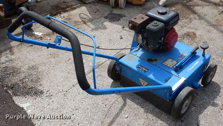 image for item JH9843 Blue Bird P18  power rake