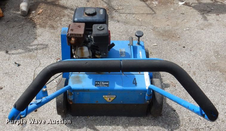 image for item JH9843 Blue Bird P18  power rake