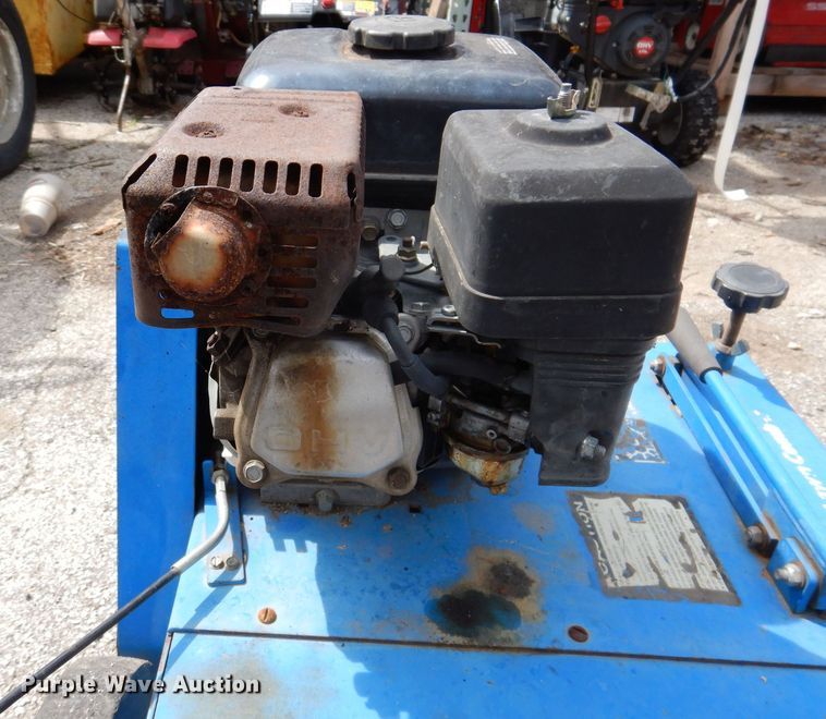 image for item JH9843 Blue Bird P18  power rake