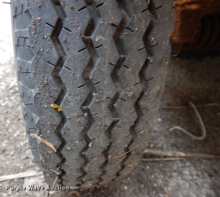 image for item JH9850 Utility trailer