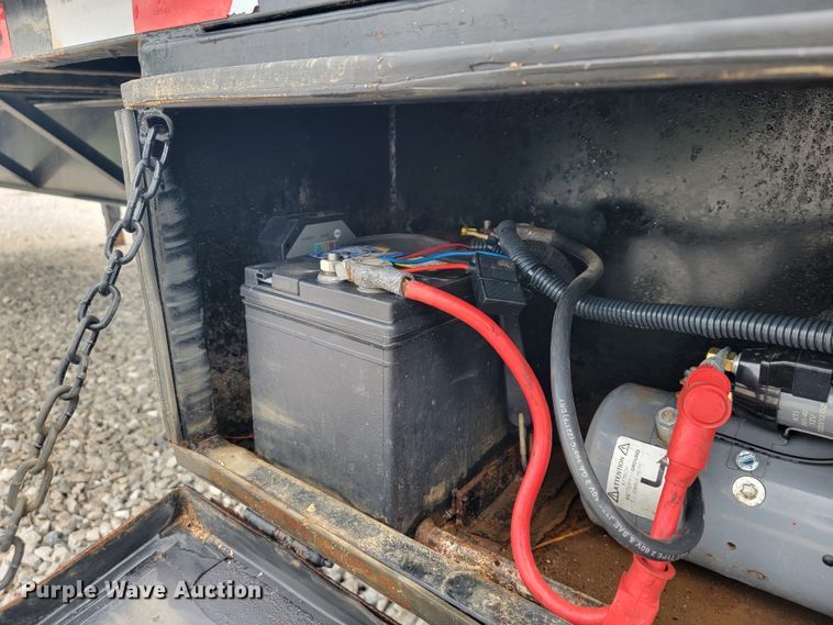 image for item JL9438 2014 Load Trail  equipment trailer