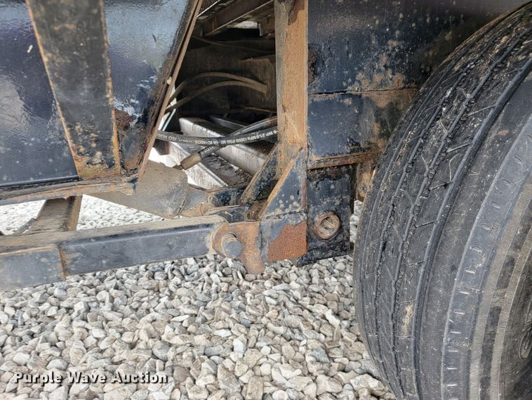 image for item JL9438 2014 Load Trail  equipment trailer