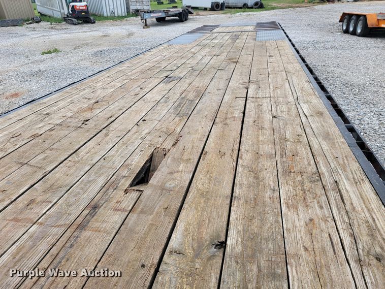 image for item JL9438 2014 Load Trail  equipment trailer