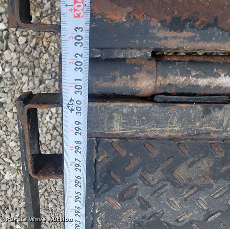 image for item JL9438 2014 Load Trail  equipment trailer