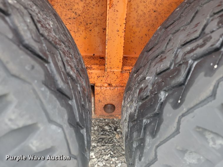 image for item JL9439 1994 True Line B18318P  equipment trailer