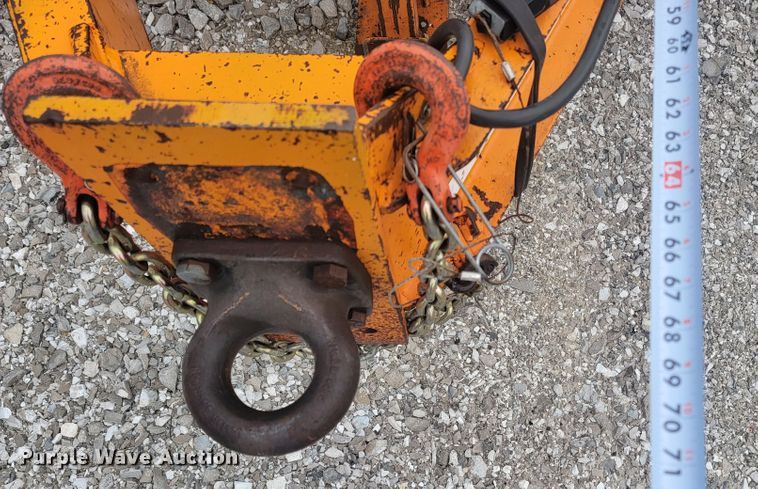 image for item JL9439 1994 True Line B18318P  equipment trailer