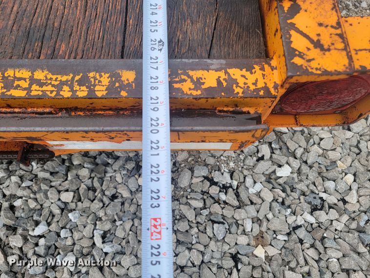 image for item JL9439 1994 True Line B18318P  equipment trailer