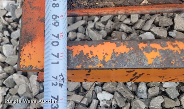 image for item JL9439 1994 True Line B18318P  equipment trailer