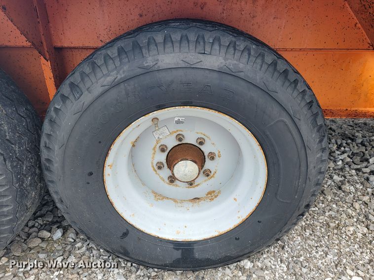 image for item JL9439 1994 True Line B18318P  equipment trailer