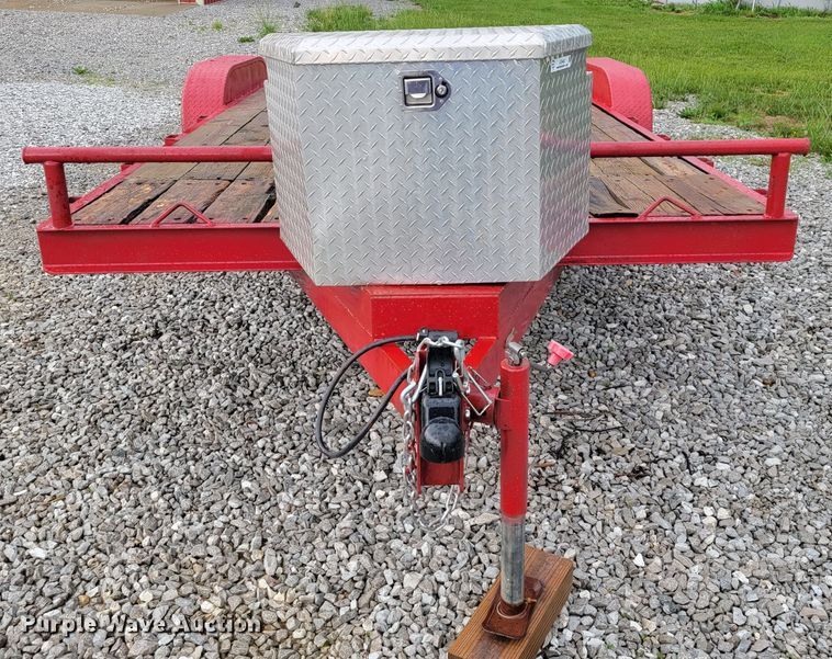 image for item JL9440 2000 Shop built  utility trailer