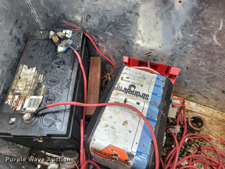 image for item JL9440 2000 Shop built  utility trailer