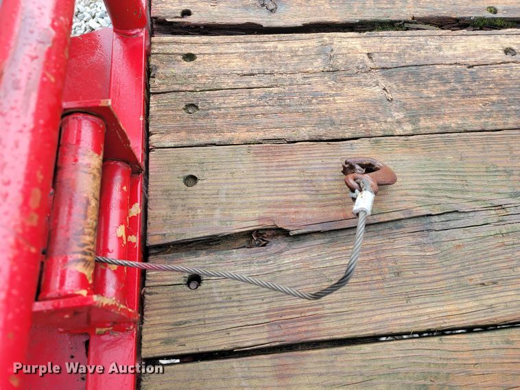 image for item JL9440 2000 Shop built  utility trailer