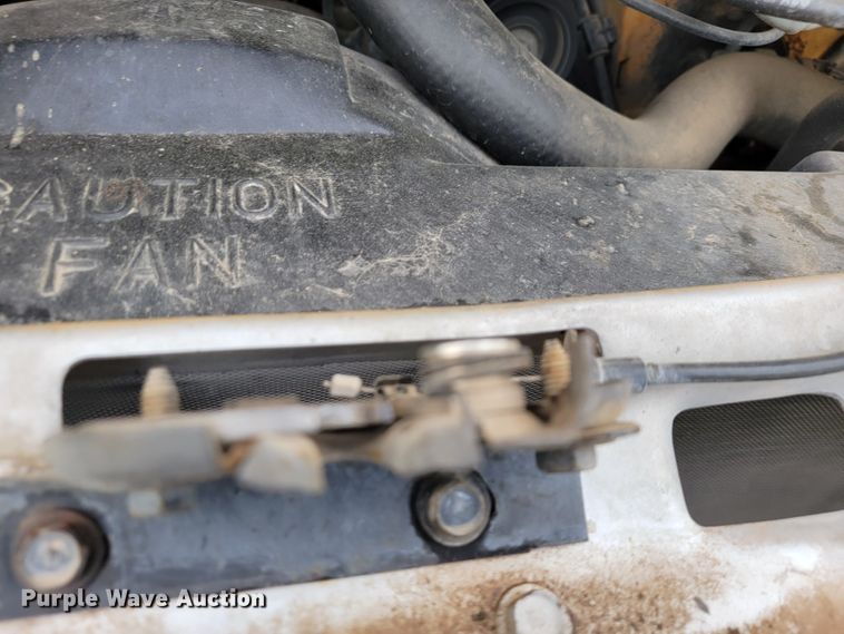 image for item JL9442 1995 Chevrolet G30  school bus