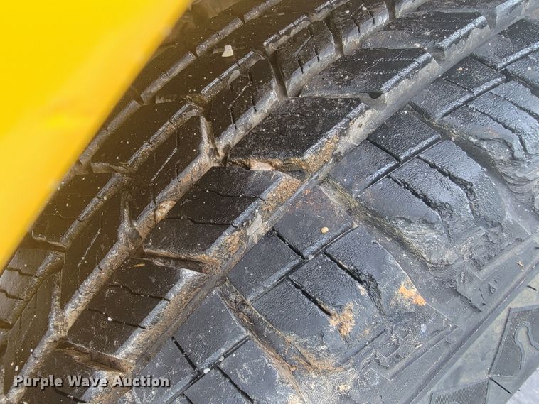 image for item JL9442 1995 Chevrolet G30  school bus