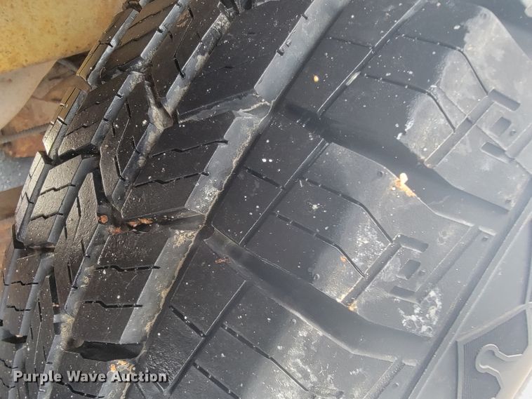 image for item JL9442 1995 Chevrolet G30  school bus