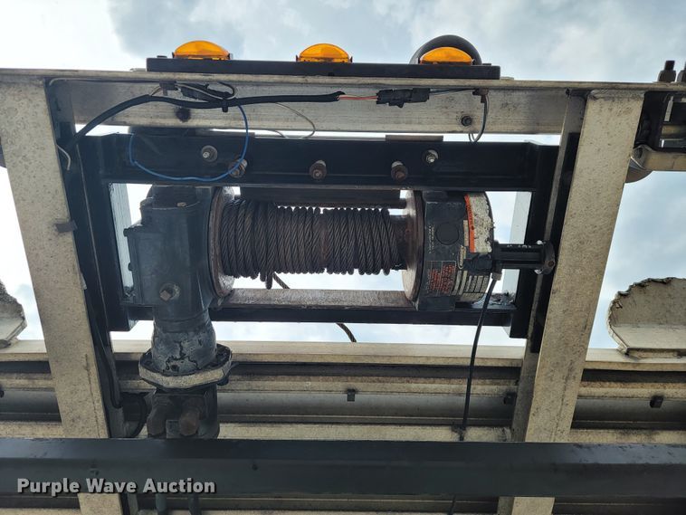 image for item JL9443 2007 Peterbilt 335  rollback truck