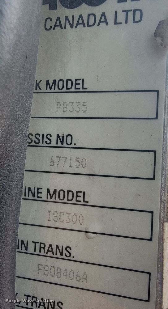 image for item JL9443 2007 Peterbilt 335  rollback truck