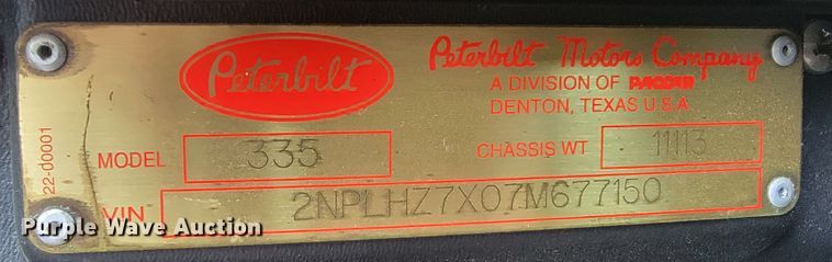 image for item JL9443 2007 Peterbilt 335  rollback truck