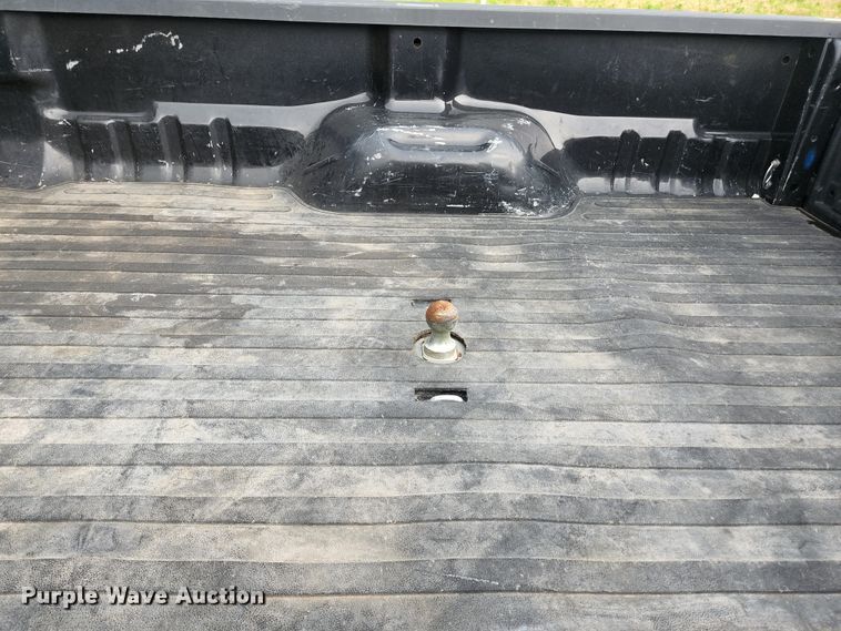 image for item JM9033 2015 Ford F250 Super Duty Lariat  Crew Cab pickup truck