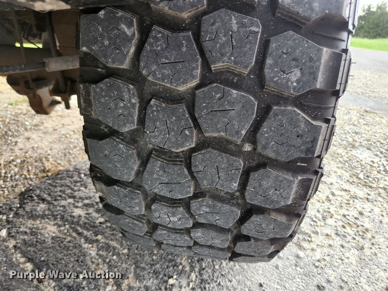 image for item JM9033 2015 Ford F250 Super Duty Lariat  Crew Cab pickup truck