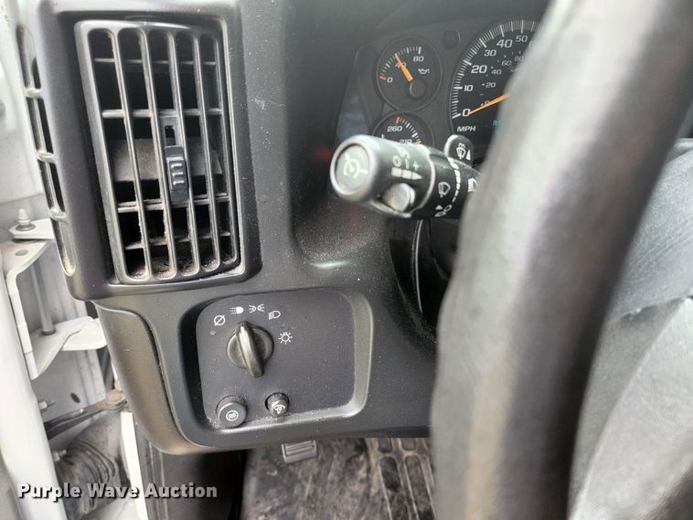 image for item JM9075 2006  Chevrolet Express 1500  van