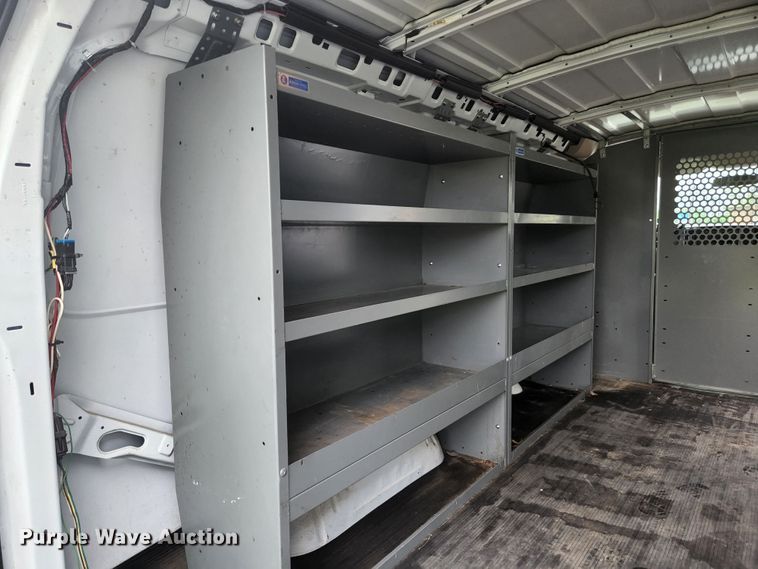 image for item JM9075 2006  Chevrolet Express 1500  van