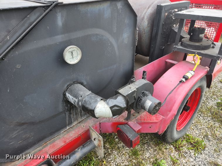 image for item JM9080 Smoker trailer